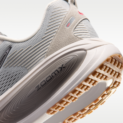 Nike Vomero 18 - Grey Fog / Summit White / Light Iron Ore / Metallic Dark Grey - product image 8