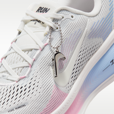 Nike Vomero 18 - Summit White / Medium Soft Pink / Metallic Silver - product image 9