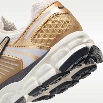 Nike Zoom Vomero 5 - Photon Dust / Gridiron / Sail / Metallic Gold - product image 8