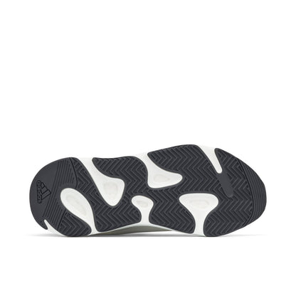 Adidas Yeezy Boost 700 MNVN Laceless - Analog - view 4