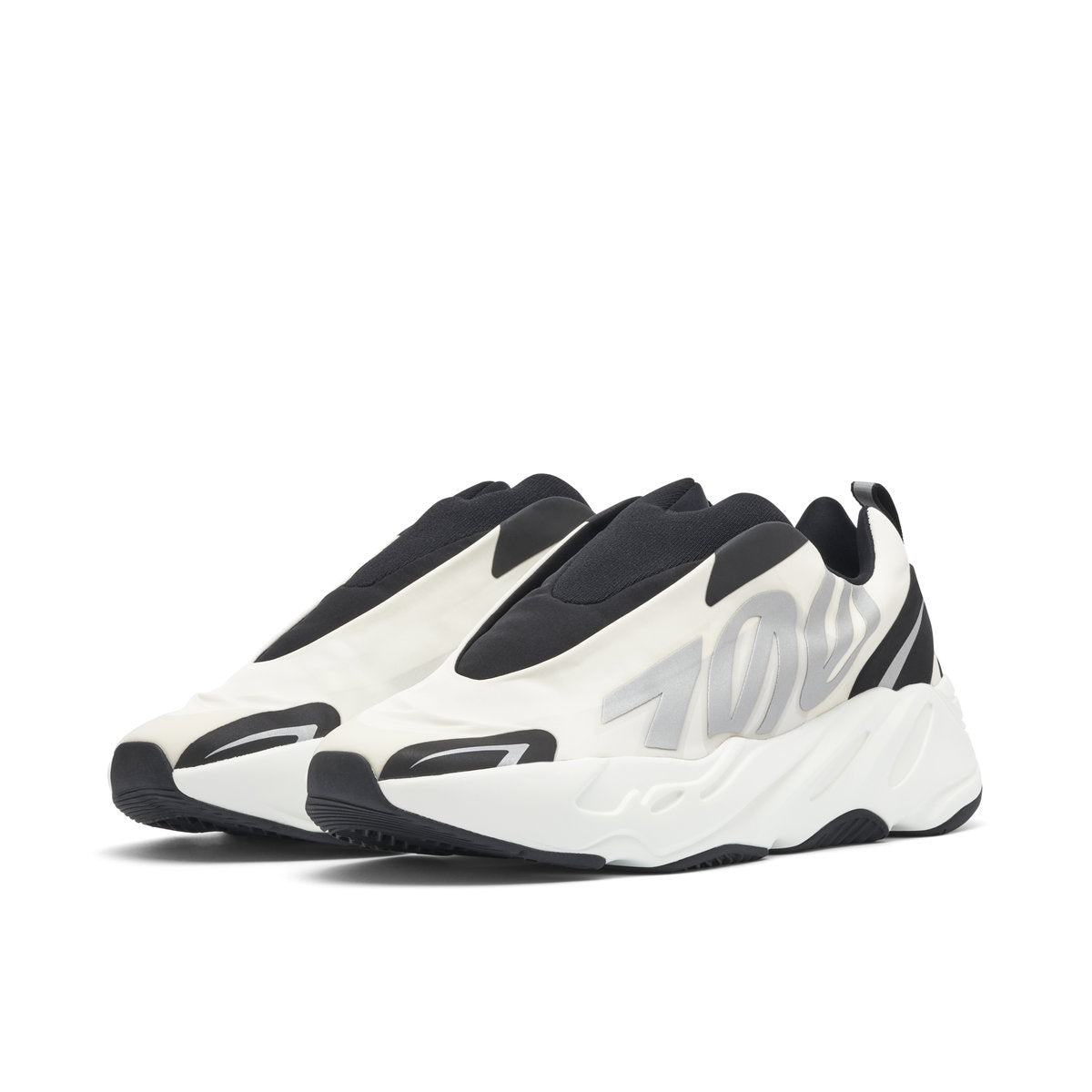 Adidas Yeezy Boost 700 MNVN Laceless - Analog - view 3