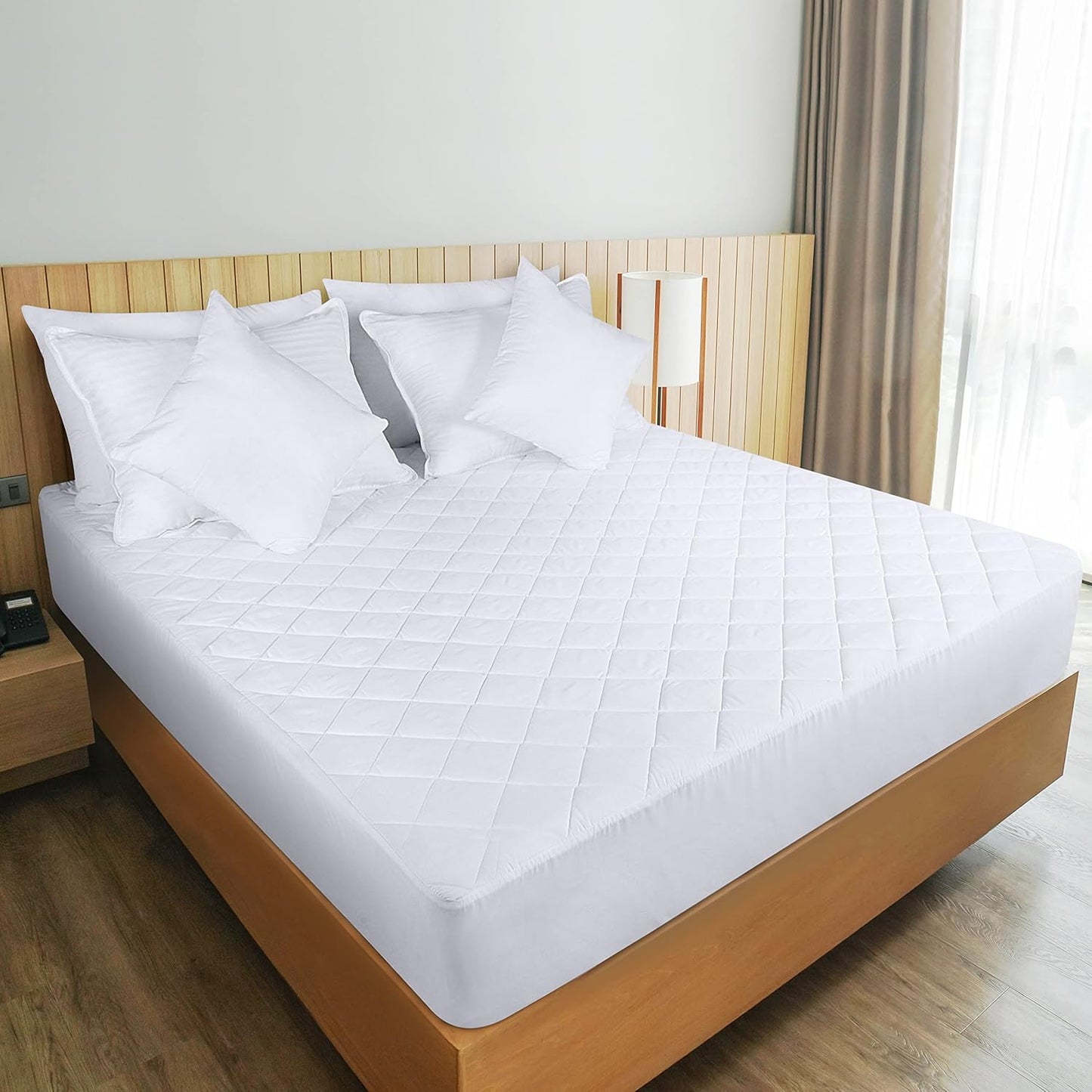 Utopia Bedding Quilted Fitted Mattress Pad - Queen Size (Up to 16" Deep Pocket) Machine Washable
