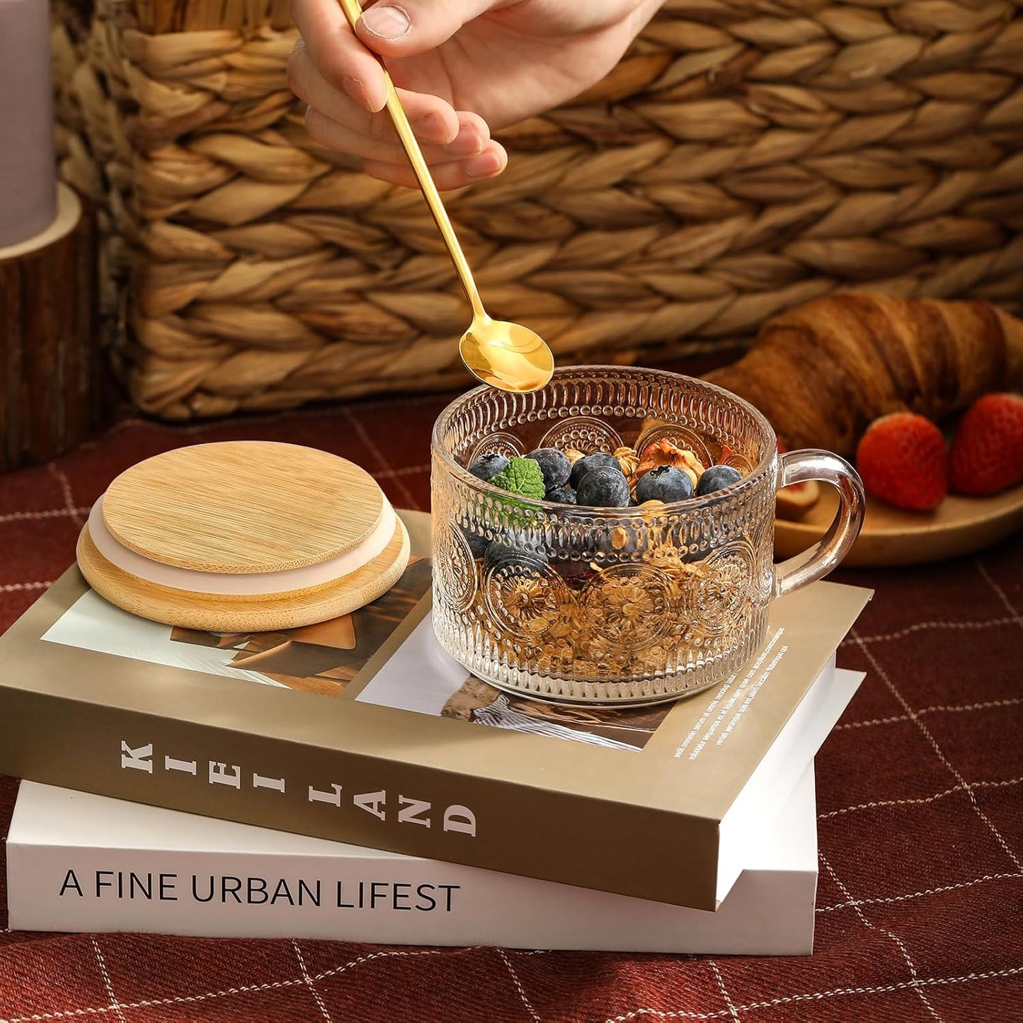 LANDNEOO Vintage Glass Coffee Mug Set (4-Piece) with Bamboo Lids & Spoons