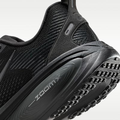 Nike Vomero 18 - Black / Dark Smoke Grey / Light Smoke Grey - product image 8