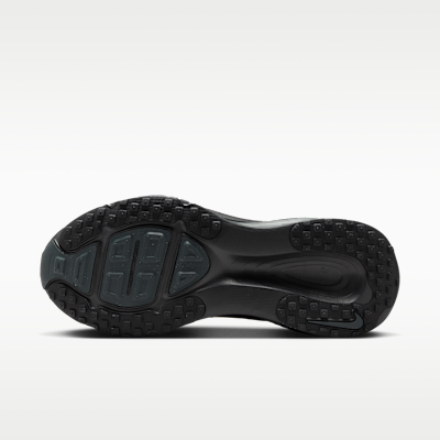 Nike Vomero 18 - Black / Dark Smoke Grey / Light Smoke Grey - product image 2
