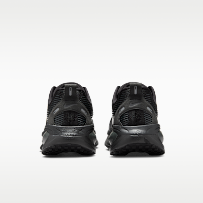Nike Vomero 18 - Black / Dark Smoke Grey / Light Smoke Grey - product image 6