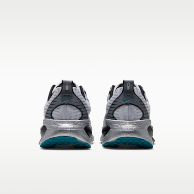 Nike Vomero 18 - Football Grey / Metallic Cool Grey / Bright Spruce / Black - product image 6