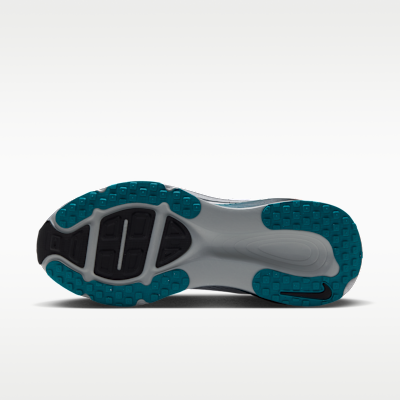 Nike Vomero 18 - Football Grey / Metallic Cool Grey / Bright Spruce / Black - product image 2