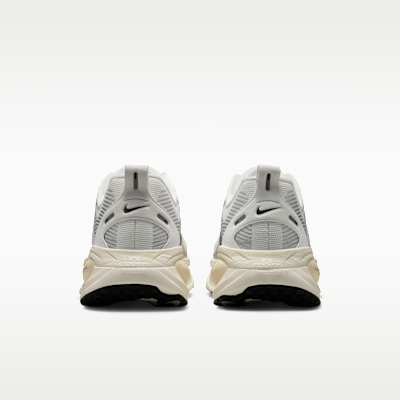 Nike Vomero 18 - Summit White / Coconut Milk / Black - product image 6