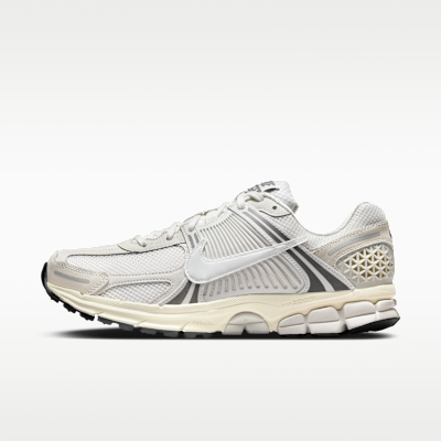 Nike Zoom Vomero 5 SE - Platinum Tint / Cashmere / Iron Grey / Photon Dust - product image 1