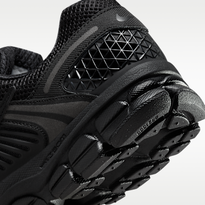 Nike Zoom Vomero 5 - Black - product image 8