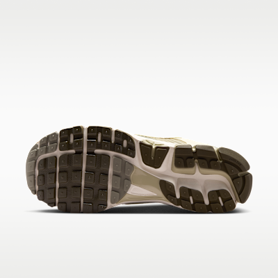 Nike Zoom Vomero 5 - Desert Khaki / Light Khaki / Classic Olive / Dark Hazel - product image 2