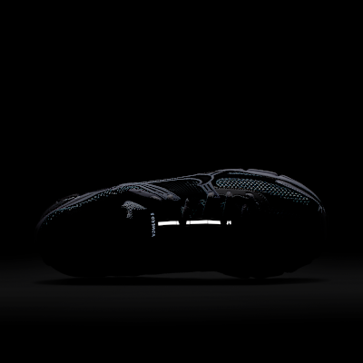 Nike Zoom Vomero 5 SE SP - Dark Grey / White / Sail / Black - product image 7