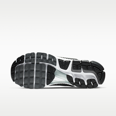 Nike Zoom Vomero 5 SE SP - Dark Grey / White / Sail / Black - product image 2