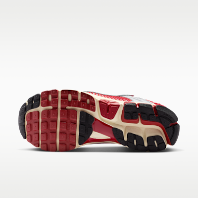 Nike Zoom Vomero 5 - Gym Red / Metallic Silver / Coconut Milk / Chrome - product image 2