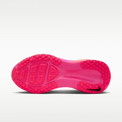 Nike Vomero 18 - Black / Hyper Pink / Laser Crimson - product image 2