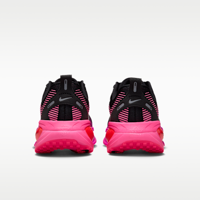 Nike Vomero 18 - Black / Hyper Pink / Laser Crimson - product image 6