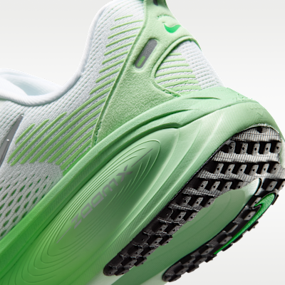 Nike Vomero 18 - White / Illusion Green / Court Green / Metallic Silver - product image 8