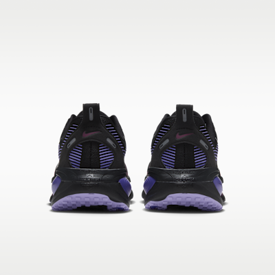 Nike Vomero 18 - Black / Persian Violet / True Berry / Metallic Silver - product image 6