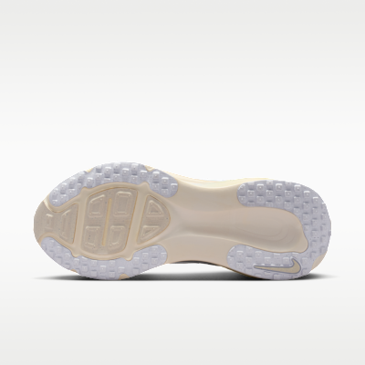 Nike Vomero 18 - Summit White / Chalk / Sea Glass / White - product image 2