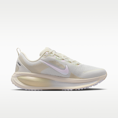 Nike Vomero 18 - Summit White / Chalk / Sea Glass / White - product image 3