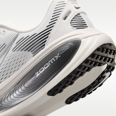 Nike Vomero 18 - Summit White / Sail / Photon Dust / Metallic Silver - product image 8