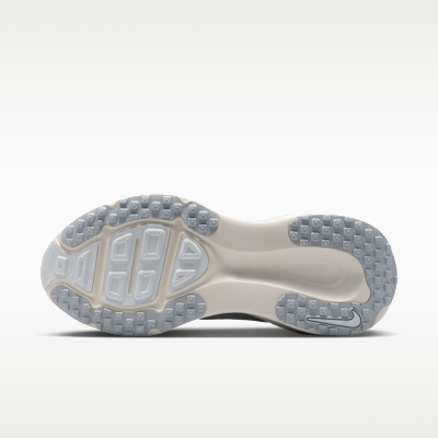 Nike Vomero 18 SE - Phantom / Grey Fog / Metallic Silver / Summit White - product image 2