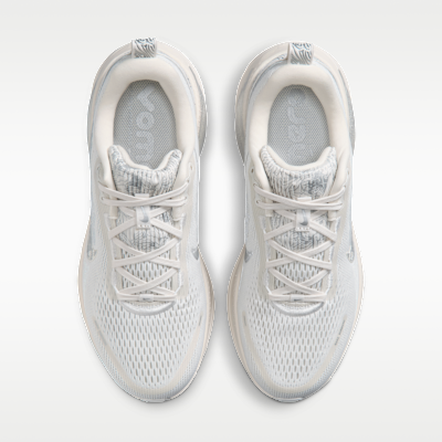 Nike Vomero 18 SE - Phantom / Grey Fog / Metallic Silver / Summit White - product image 4