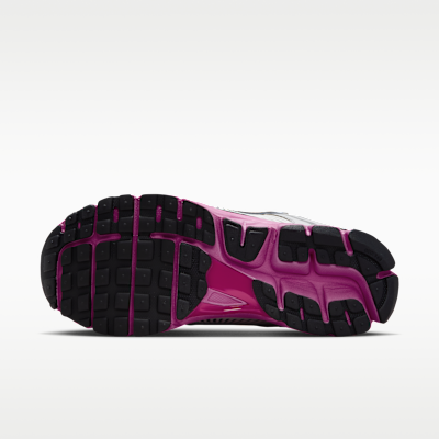 Nike Zoom Vomero 5 - Off Noir / Fire Pink / Photon Dust / Metallic Silver - product image 2