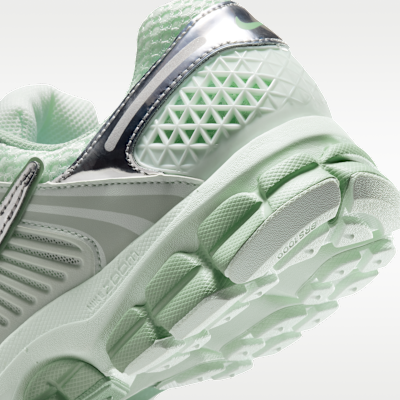 Nike Zoom Vomero 5 - Barely Green / Steam / Spruce Aura / Metallic Silver - product image 8