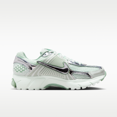 Nike Zoom Vomero 5 - Barely Green / Steam / Spruce Aura / Metallic Silver - product image 3
