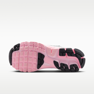 Nike Zoom Vomero 5 - Photon Dust / Pink Foam / Medium Soft Pink / Metallic Silver - product image 2