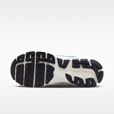Nike Zoom Vomero 5 - Photon Dust / Gridiron / Sail / Chrome - product image 2