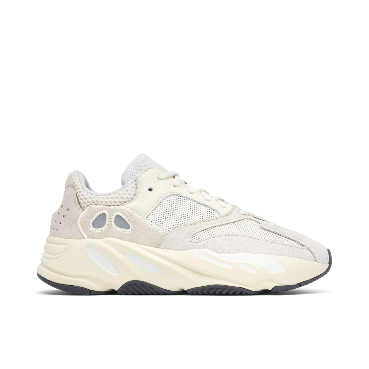 Adidas Yeezy Boost 700 - Analog - view 1