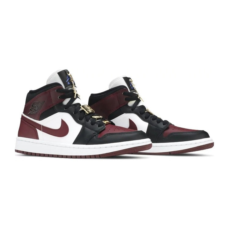 Air Jordan 1 Mid SE - Gold Pendants - view 3