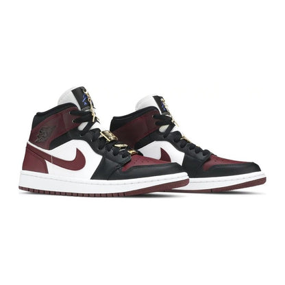 Air Jordan 1 Mid SE - Gold Pendants - view 3
